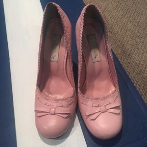 Pink leather shoes